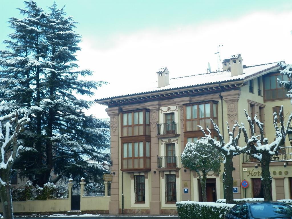 Palacio Azcarate Hotel Ezcaray Exterior photo