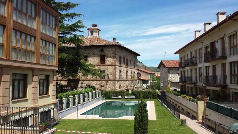 Palacio Azcarate Hotel Ezcaray Exterior photo